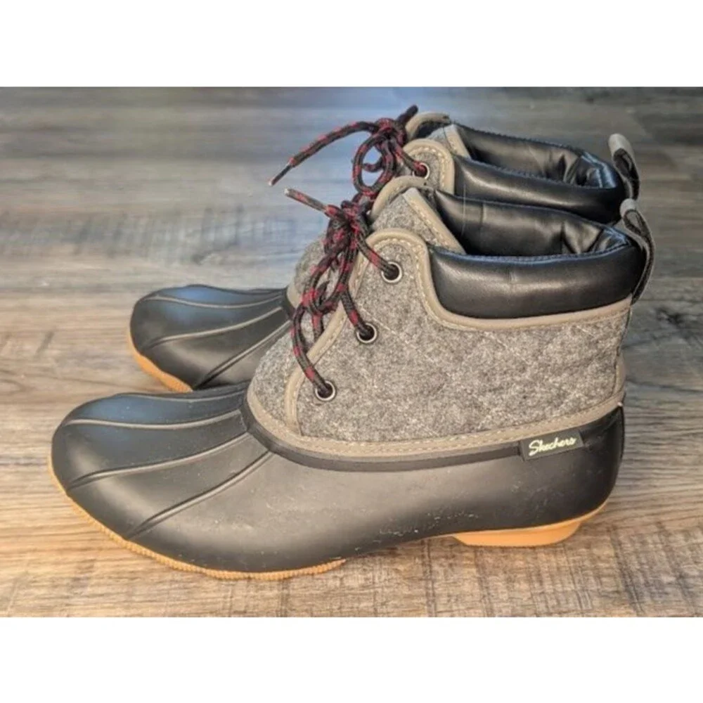 SKECHERS 44376 Waterproof Black GRAY Winter Snow Duck Boots Sz 9
